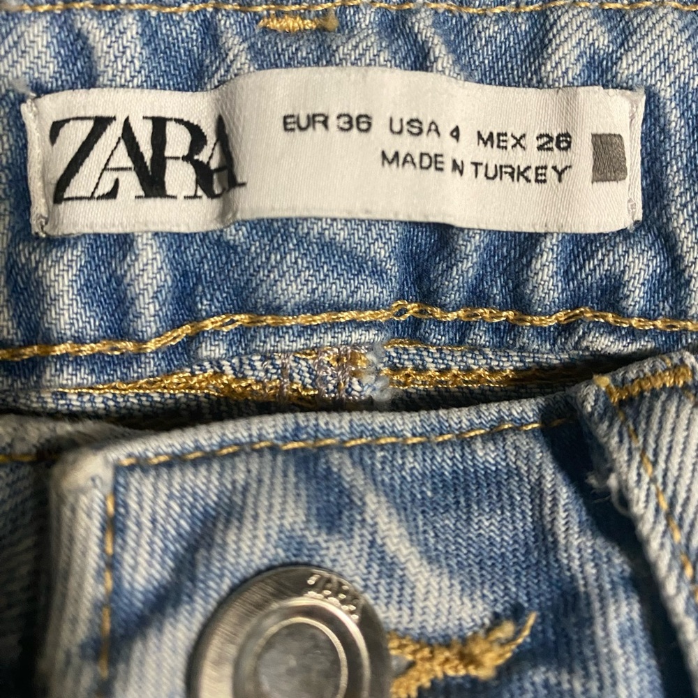 ZARA Size 4-26” Waist‎ Barrel Leg High Rise Mom Moto Ankle Jeans Pleated Detail - Picture 8 of 8
